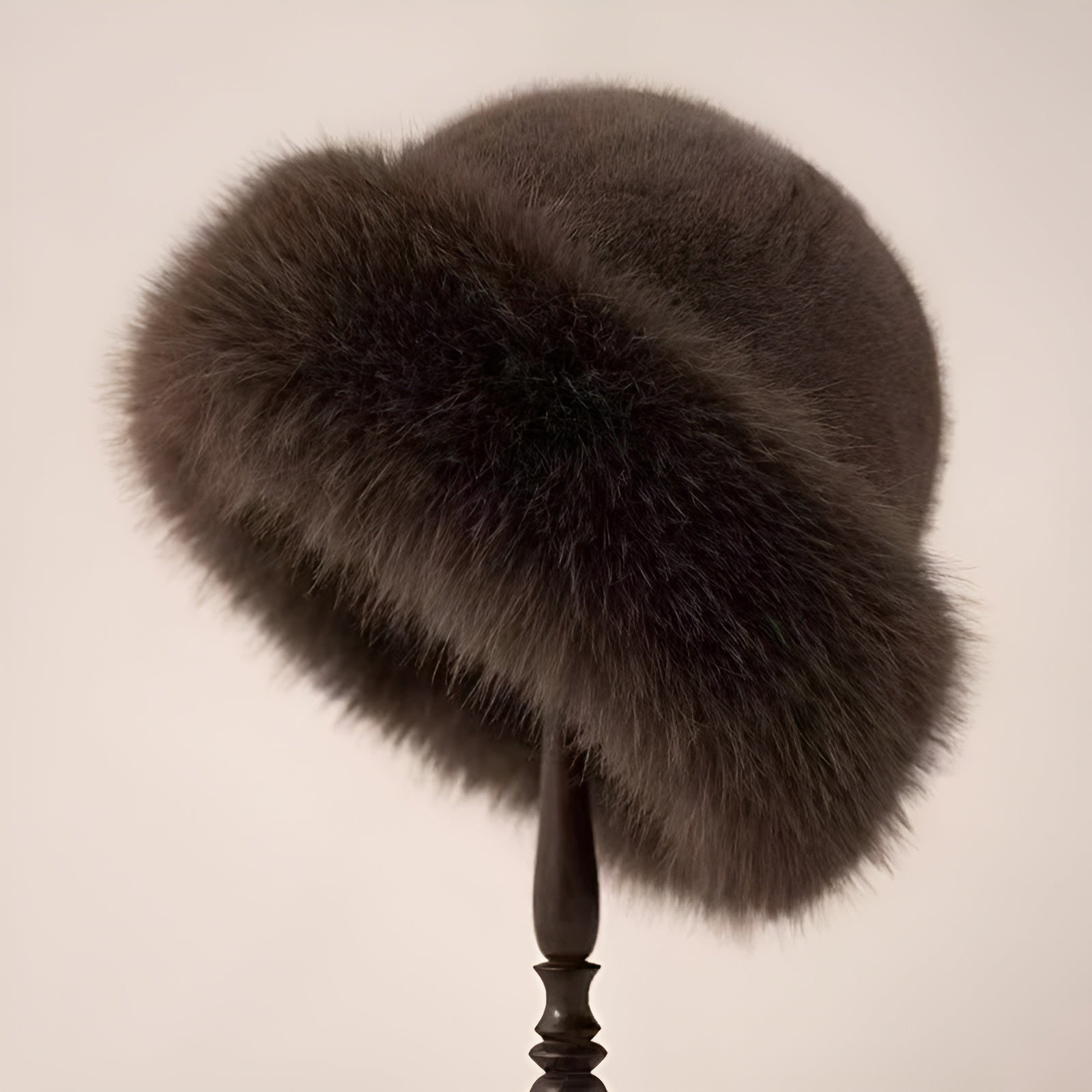 Frida™ | Elegant Fur Hat