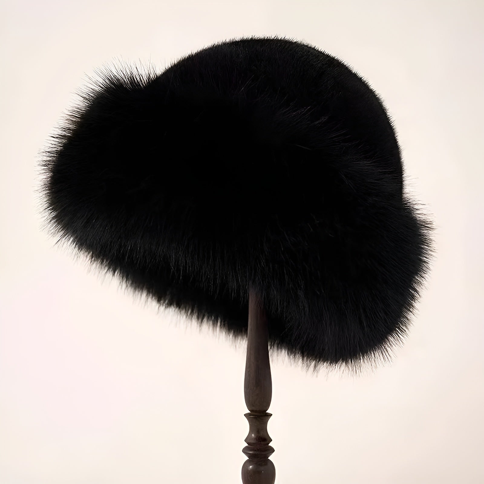 Frida™ | Elegant Fur Hat